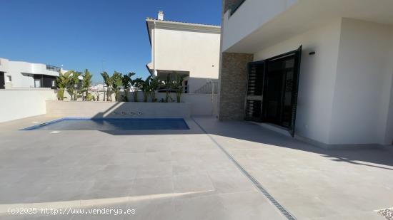 ENTREGA EN 6 MESES PRECIOSAS VILLAS DE OBRA NUEVA EN DAYA NUEVA, ALICANTE, COSTA BLANCA SUR - ALICAN