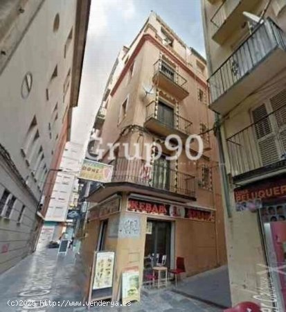  Oportunidad única con alta rentabilidad – Edificio plurifamiliar con local comercial en venta en  