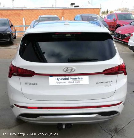 Hyundai Santa Fe Híbrido Enchufable ( Santa Fe 1.6TGDI PHEV Style 7pl 4WD 6AT )  - Rivas Vaciamadri