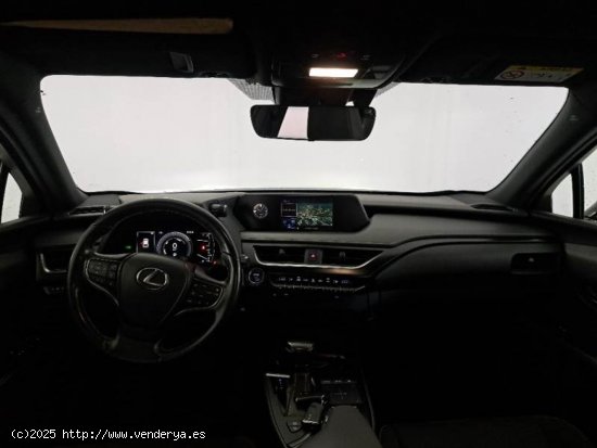 Lexus UX 2.0 250h Business Navigation - Madrid