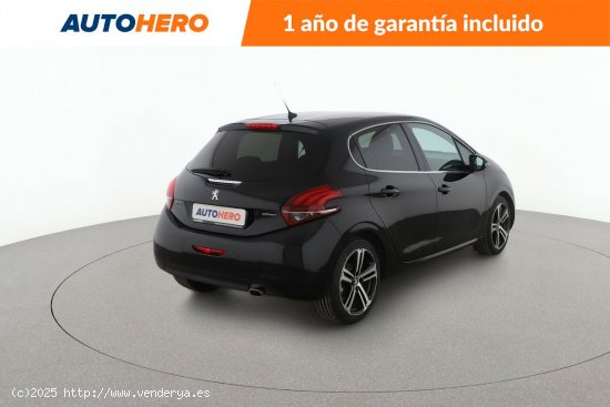 Peugeot 208 1.2 PureTech GT Line - 