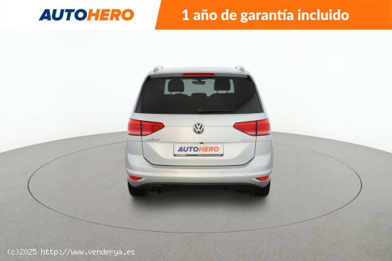 Volkswagen Touran 2.0 TDI Sport BlueMotion - 