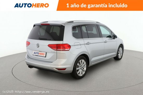 Volkswagen Touran 2.0 TDI Sport BlueMotion - 