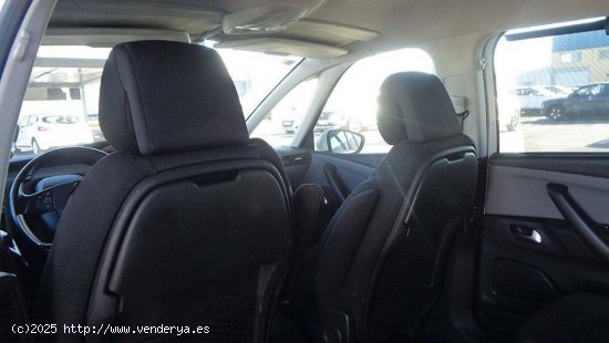 Citroën Grand C4 Picasso  PureTech 96KW (130CV) S&S 6v Live - Córdoba