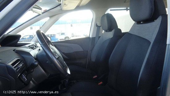 Citroën Grand C4 Picasso  PureTech 96KW (130CV) S&S 6v Live - Córdoba