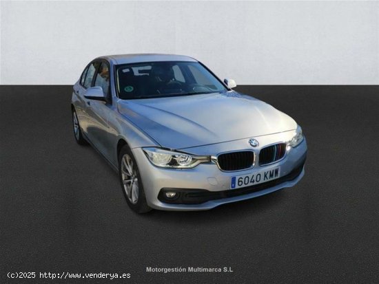 BMW Serie 3 318dA Business - Barcelona