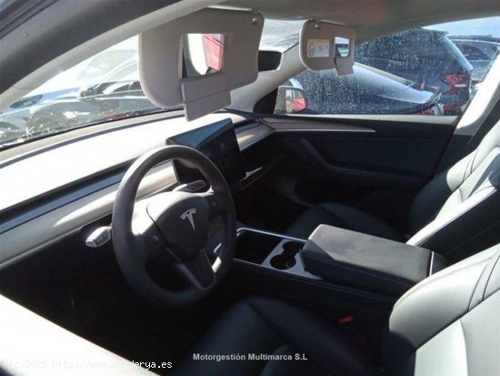 Tesla Model Y Gran Autonomía 4WD - Barcelona