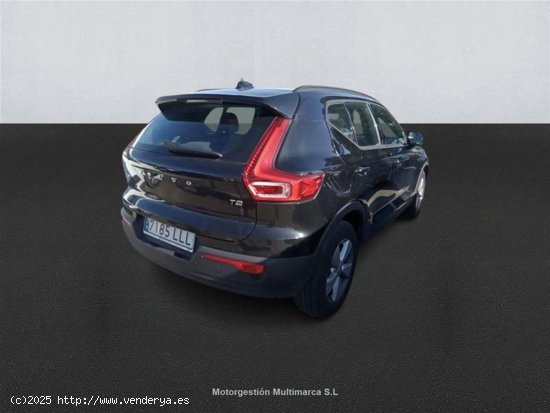 Volvo XC-40 1.5 T2 Momentum Core - Barcelona