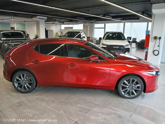 Mazda 3 2.0 E-SKYACTIV-G 90KW EXCLUSIV-LINE PLUS 5P - 