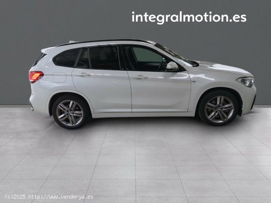 BMW X1 xDrive20dA - 