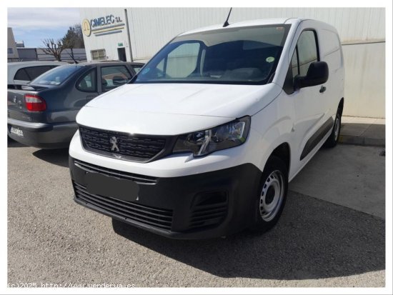 Peugeot Partner PREMIUM STANDARD 600 KG BLUE HDI 100 CV - Ponteareas