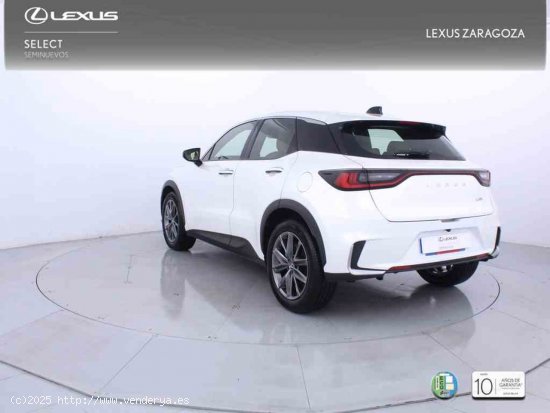 Lexus LBX 1.5 136cv HEV Elegant+ + CARE VO + Pack Boutique Select - Zaragoza