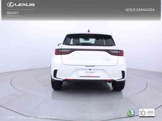 Lexus LBX 1.5 136cv HEV Elegant+ + CARE VO + Pack Boutique Select - Zaragoza