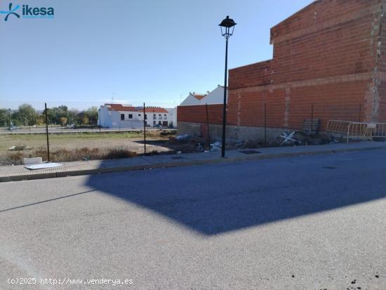 Venta de Suelo Urbano Residencial en Urbanización VICTIMAS DEL TERRORISMO - Azuaga (Badajoz) - BADA