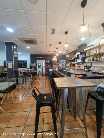 TRASPASO DE BAR/RESTAURANTE EN FUNCIONAMIENTO Y COMPLETAMENTE EQUIPADO. - ALICANTE