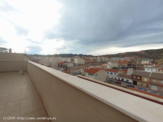 ATICO CON DOS TERRAZAS Y GARAJE EN EL CENTRO DE PUERTO LUMBRERAS - MURCIA