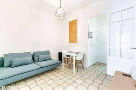  Apartamento totalmente equipado a unos pasos del metro Poblenou - BARCELONA 