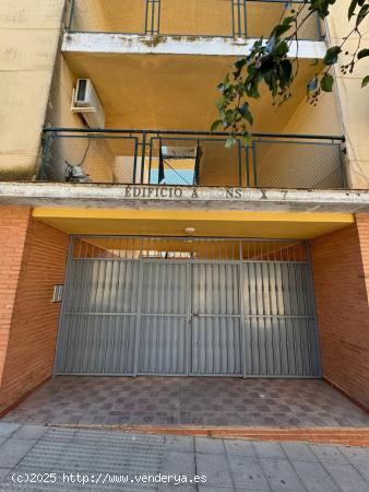 CASABANCO VENDE PISO   DE CUATRO DORMITORIOS EN  ALMENDRALEJO. - BADAJOZ