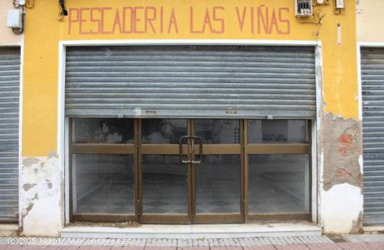 Se Vende en Lora del Rio - SEVILLA