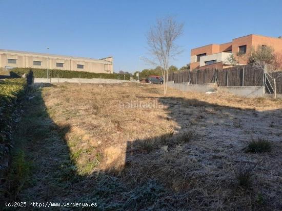 SOLAR EN LLIÇA  DE VALL - BARCELONA