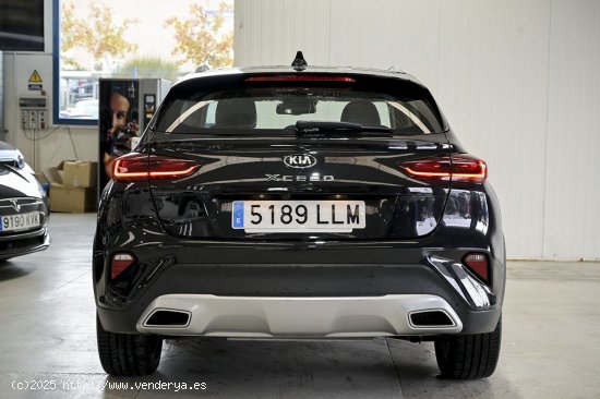 Kia XCeed   1.6 GDi PHEV 104kW 141CV eTech - 