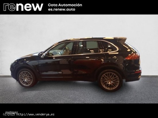 Porsche Cayenne DIESEL AUT de 2016 con 238.000 Km por 33.900 EUR. en Madrid