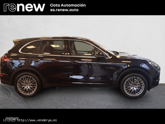 Porsche Cayenne DIESEL AUT de 2016 con 238.000 Km por 33.900 EUR. en Madrid