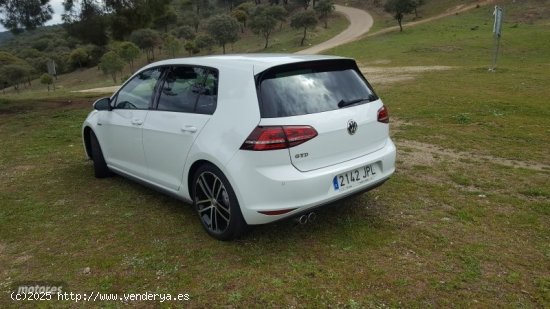 Volkswagen Golf R-Line 2.0 TDI 110kW (150CV) DSG de 2016 con 186.000 Km por 15.500 EUR. en Madrid