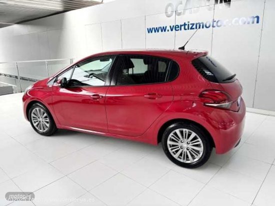 Peugeot 208 1.2 Gasolina Style 82cv de 2016 con 102.000 Km por 10.300 EUR. en Guipuzcoa