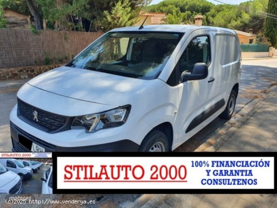  Peugeot Partner 1.5 BLUEHDI FURGON de 2021 con 115.000 Km por 10.100 EUR. en Girona 