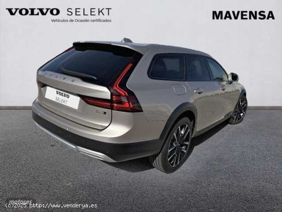 Volvo V 90 V90 Cross Country Core, B4 AWD Mild hybrid, Diesel de 2024 con 7 Km por 59.900 EUR. en Ba