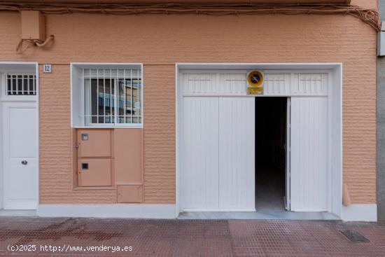 ALQUILER DE LOCAL 110 M2 PLAYA DE LEVANTE - ALICANTE