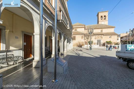 LOCAL JUNTO AYUNTAMIENTO DE ALBOLOTE - GRANADA