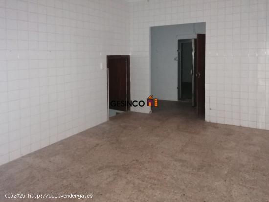 LOCAL COMERCIAL EN ALQUILER ONTINYENT - UBICADO EN LA AVENIDA PRINCIPAL - VALENCIA