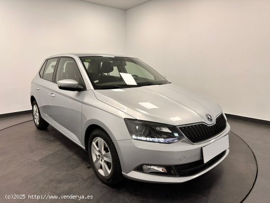 Skoda Fabia 1.0 MPI 55KW 75cv Active - 