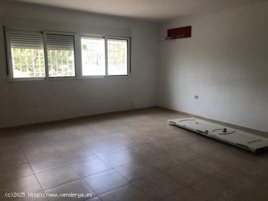 Estupendo Triplex con 3 terrazas en Cobatillas - MURCIA