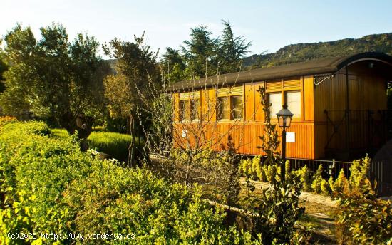 Encanto y Exclusividad en La Rioja: Preciosa Finca con viñedo en un Enclave Único - LA RIOJA