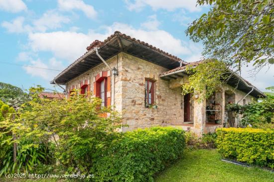 Casa con finca en Oles, Villaviciosa - ASTURIAS