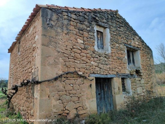 Casa en venta en Valdeltormo (Teruel)