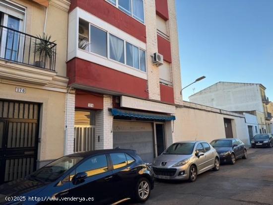  CASABANCO VENDE  LOCAL COMERCIAL EN  VILLANUEVA DE LA SERENA. - BADAJOZ 