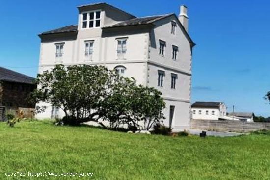 IMPRESIONANTE CASA INDIANA EN EL OCCIDENTE ASTURIANO - ASTURIAS