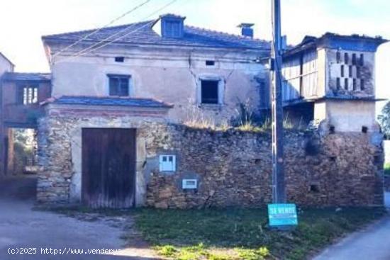 IMPRESIONANTE CASONA ASTURIANA EN CASTROPOL - ASTURIAS