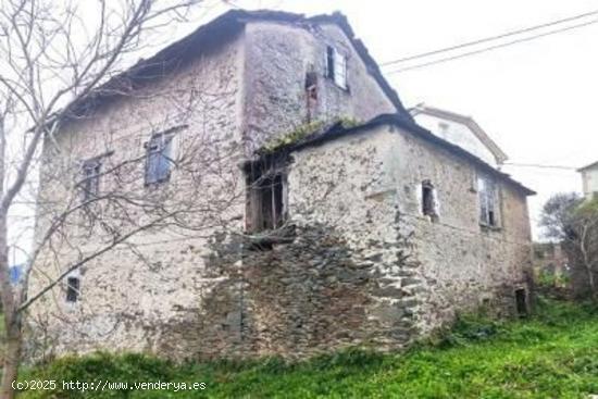 CASA INDEPENDIENTE EN NAVIA - ASTURIAS