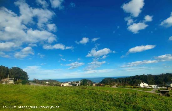 TERRENO CON VISTAS AL MAR EN SABUGO (OTUR) - ASTURIAS