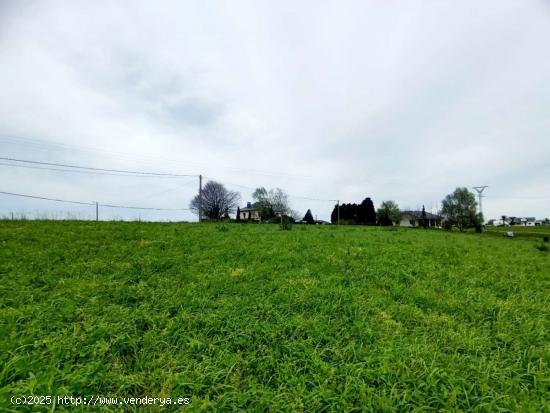 Gran terreno edificable en Setienes, Valdés - ASTURIAS