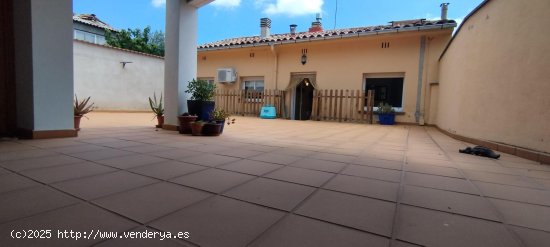 Unifamiliar adosada en venta  en Sant Hipòlit de Voltregà - Barcelona