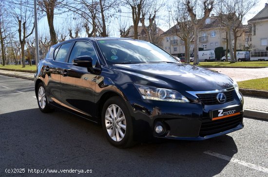 Lexus CT 200h Hybrid 136cv - VILLARES DE LA REINA