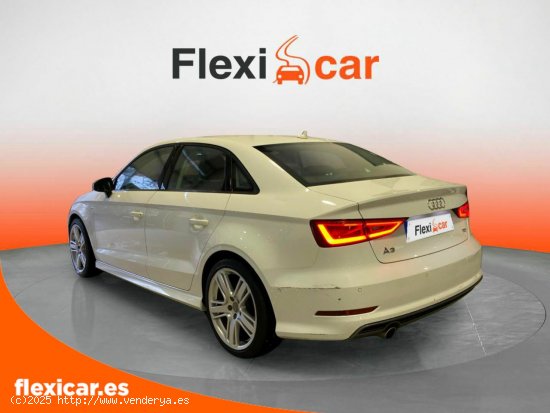 Audi A3 Sedan 1.6 TDI clean d 110CV S line ed - Vigo