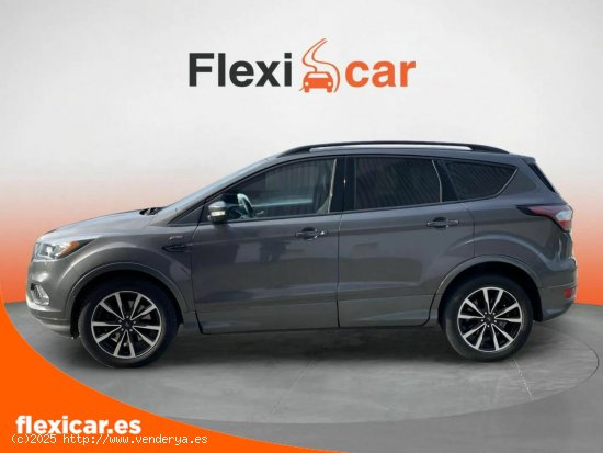 Ford Kuga 2.0 TDCi 110kW 4x2 A-S-S ST-Line - Irun