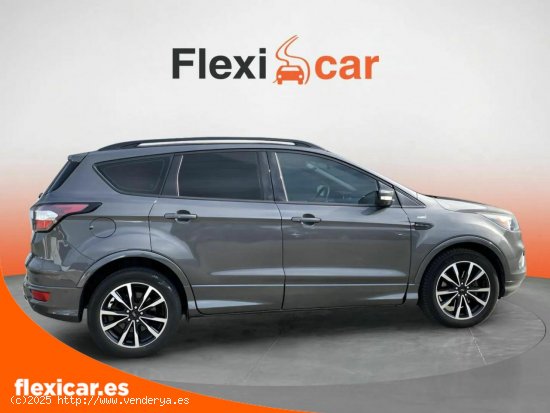 Ford Kuga 2.0 TDCi 110kW 4x2 A-S-S ST-Line - Irun